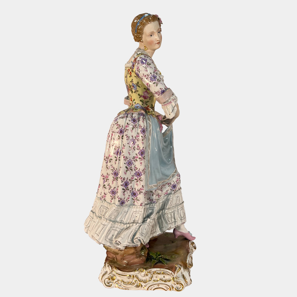 LARGE MEISSEN FIGURE OF A LADY FLOWER PICKER