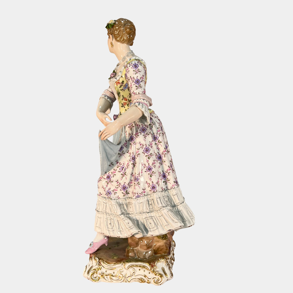 LARGE MEISSEN FIGURE OF A LADY FLOWER PICKER